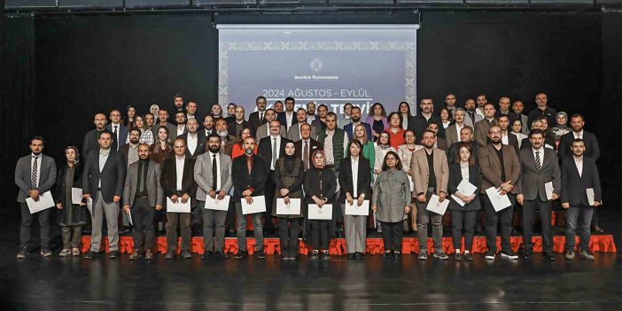 Atatürk Üniversitesi’nde bilimsel teşvik töreni ağustos ve eylül ayı ile sürüyor