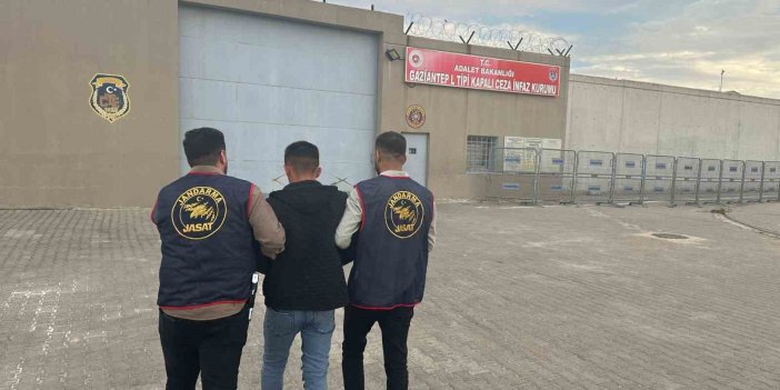 Antep'te hırsızlık suçundan 12 yıl cezası bulunan firari yakalandı