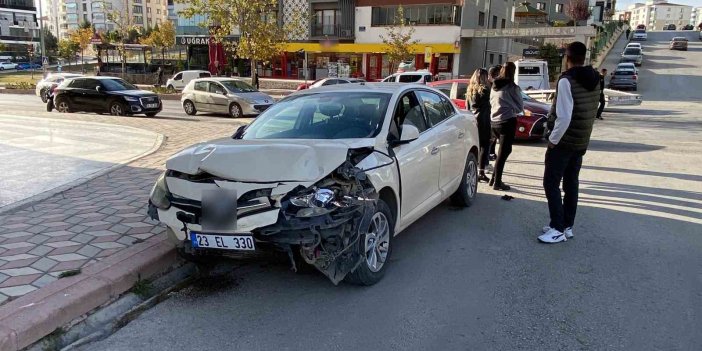 Elazığ’da trafik kazası: 2 kişi yaralandı