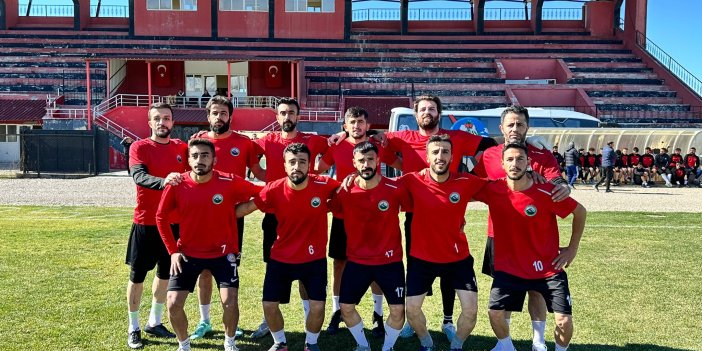 Yüksekova Belediyespor hazırlık maçında mağlup oldu