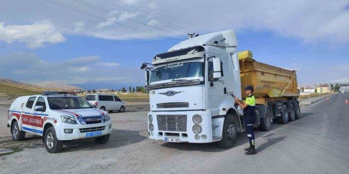 Van’da gözaltına alınan 82 şüpheliden 10'u tutuklandı