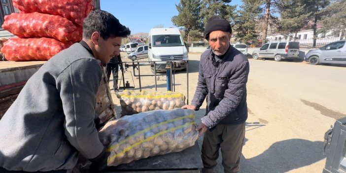 Yüksekova’da patates ve kuru soğan satışları devam ediyor