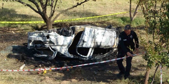 Malatya'da kontrolden çıkan araç yanarak küle döndü: 2 ölü