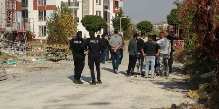 Malatya’da hasarlı binada el bombası ve çok sayıda mermi bulundu