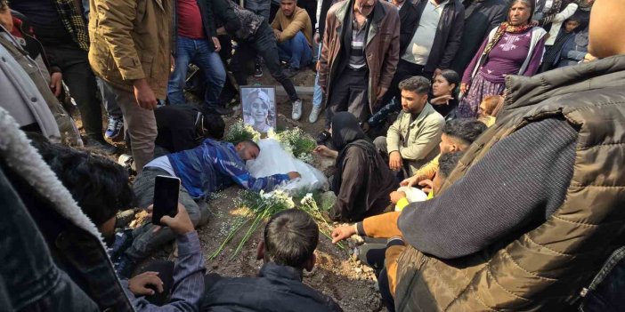 İstanbul’da öldürülen küçük Şirin Urfa’da gözyaşlarıyla defnedildi