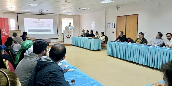 Aile Sağlığı Merkezlerinin sorumlu hekimleriyle toplantı düzenlendi