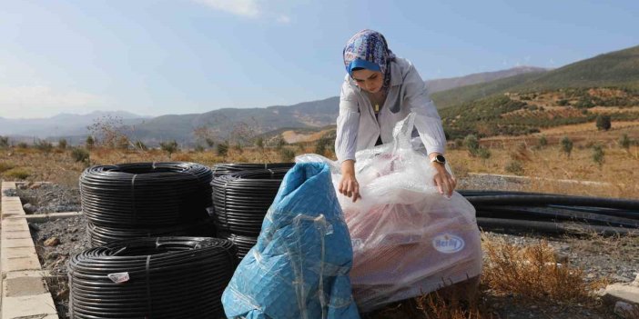 Antep'te hem öğrenci hem anne hem de afetzede