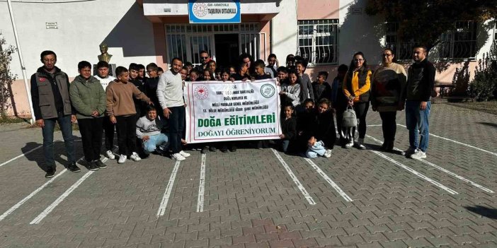 Iğdır’da tabiatı koruma, biyoçeşitlilik ve biyokaçakçılık eğitimi verdi