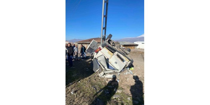 Ağrı’da trafik kazası: 3 yaralı