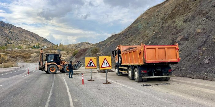 Yeniköprü istikametindeki bozuk yollar onarılıyor