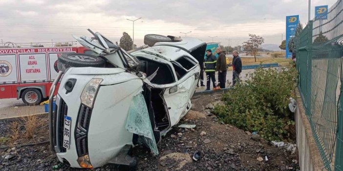 Elazığ’da otomobil takla attı: 2 kişi yaralandı