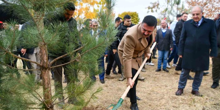 Dersim’de 35 bin fidan toprakla buluşturuldu