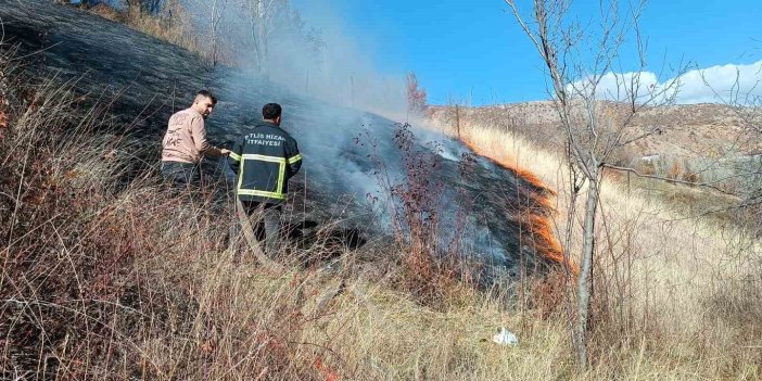 Hizan’da kuru ot yangını büyümeden kontrol altına alındı