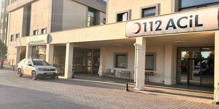 Besni’de iki otomobil çarpıştı: 2 kişi yaralandı