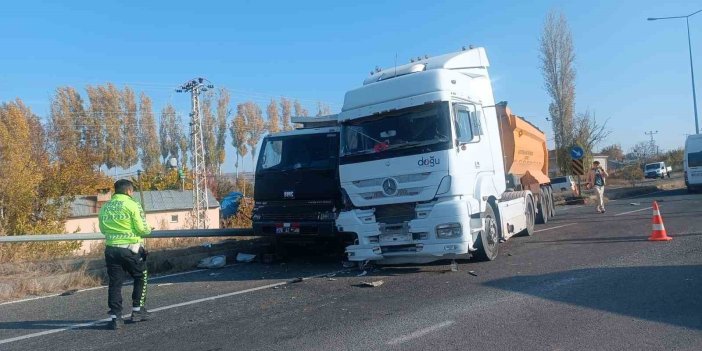 Tuzluca çevre yolunda trafik kazası