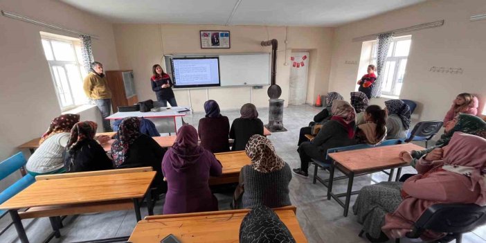 Kars’ta Büyükbaş Hayvancılıkta Sağım Hijyeni ve Sanitasyon Kursu eğitimi verildi