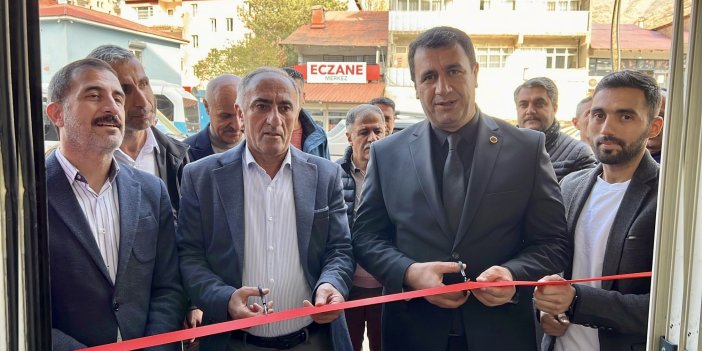 Şemdinli’de “Pastacı Agit Usta” isimli iş yeri hizmete açıldı