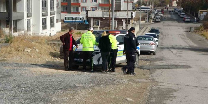 Kontrolden çıkan araç öğrencilerin arasına daldı: 8 kişi yaralandı