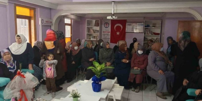 Diyarbakır’da kadın muhtarlar kanser hastalarıyla bir araya geldi