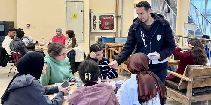 Hakkari Üniversitesi’nde kadına yönelik şiddetle mücadele için etkinlik