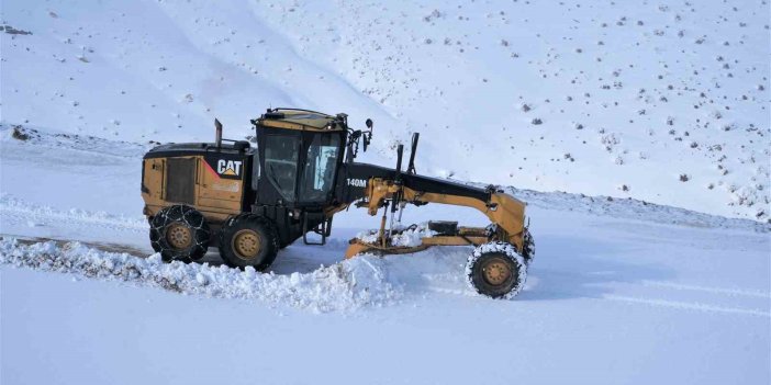 Muş’ta kardan kapanan 41 köy yolu ulaşıma açıldı