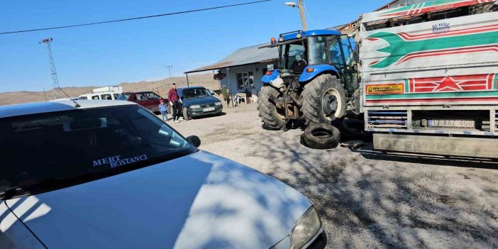 Bitlis’te lastikçilerde yoğunluk sürüyor