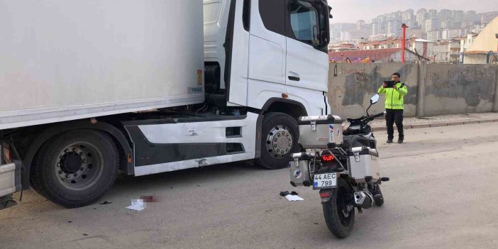 Elazığ’da tır ile motosiklet çarpıştı: 1 yaralı