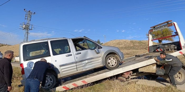 Adıyaman'da hafif ticari araç şarampole yuvarlandı: 1 yaralı