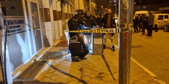 Iğdır’da AK Parti il binasına molotoflu saldırı düzenlendi