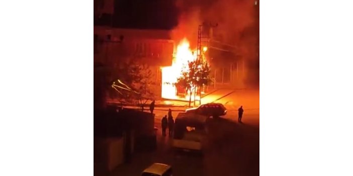 Antep’te iş yerinde çıkan yangın maddi hasara yol açtı