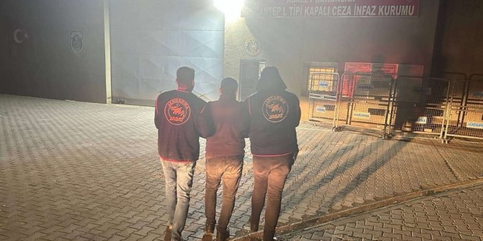 Kesinleşmiş 10 yıl cezası bulunan firari kişi yakalandı