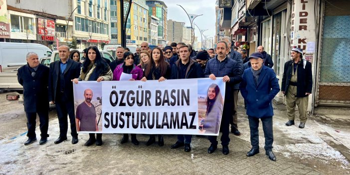 Yüksekova: Suriye’de öldürülen 2 Kürt gazeteci için basın açıklaması düzenlendi