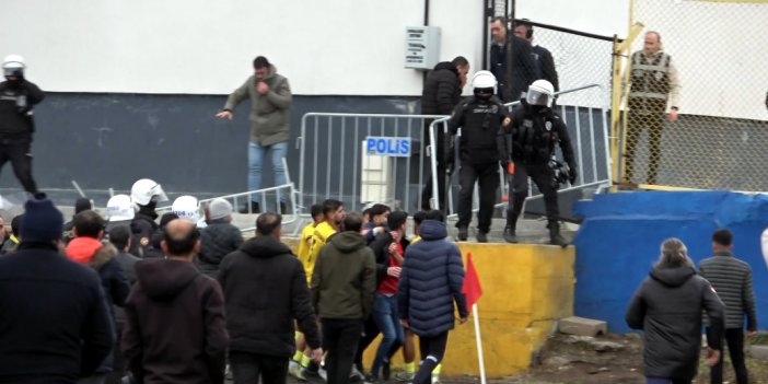 Bitlis'te futbol maçı sonrası olaylar çıktı