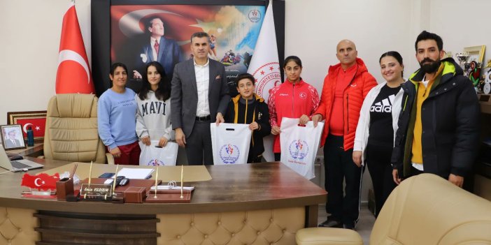 Hakkari’de 2024 yılı spor başarıları ödüllendirildi