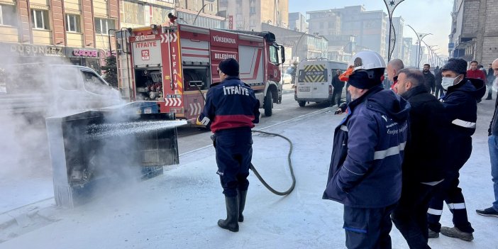 Yüksekova’da elektrik kesintisi: Dağıtım panosunda patlama ve yangın