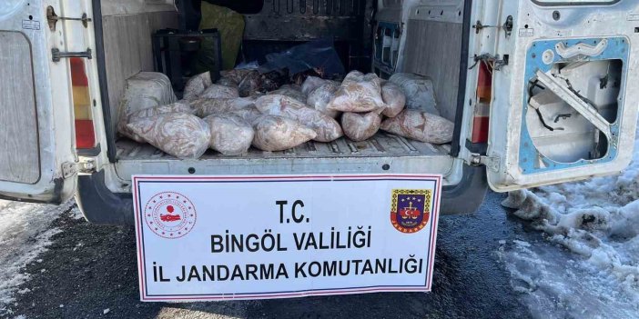 Bingöl’de gıda ve hijyen kurallarına aykırı şekilde taşınan 200 kilo sakatat yakalandı