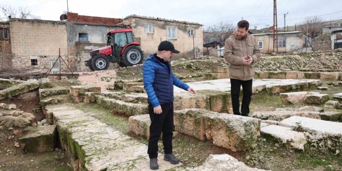 Vali Varol, Roma Çeşmesi’nde incelemeler yaptı