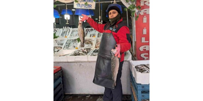 Kilis’in tek kadın balıkçısı dede mesleğini devam ettiriyor