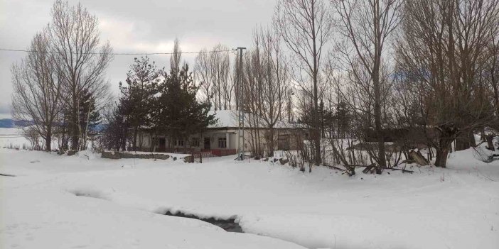 Ardahan’a kar yağdı