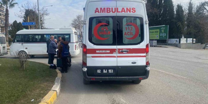 Adıyaman'da kamyonet ile motosiklet çarpıştı: 1 yaralı