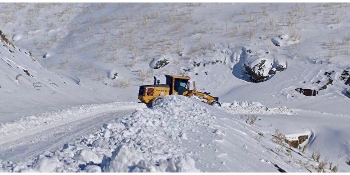 Hakkari ve ilçelerinde 132 yerleşim yeri ulaşıma açıldı