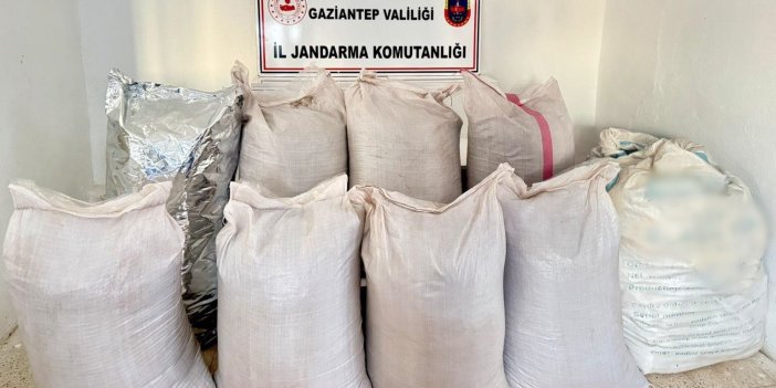 Antep’te 1 ton 750 kilo kaçak tütün ele geçirildi