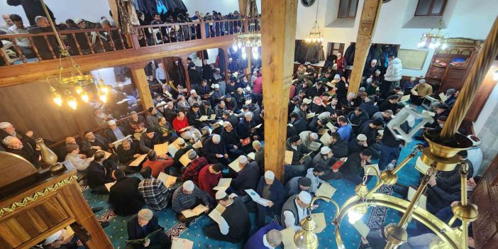 Erzurum’da 500 senelik 1001 hatim geleneği yaşatılıyor