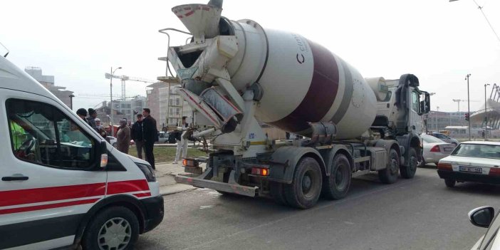 Malatya'da beton mikserinin çarptığı kadın yaralandı