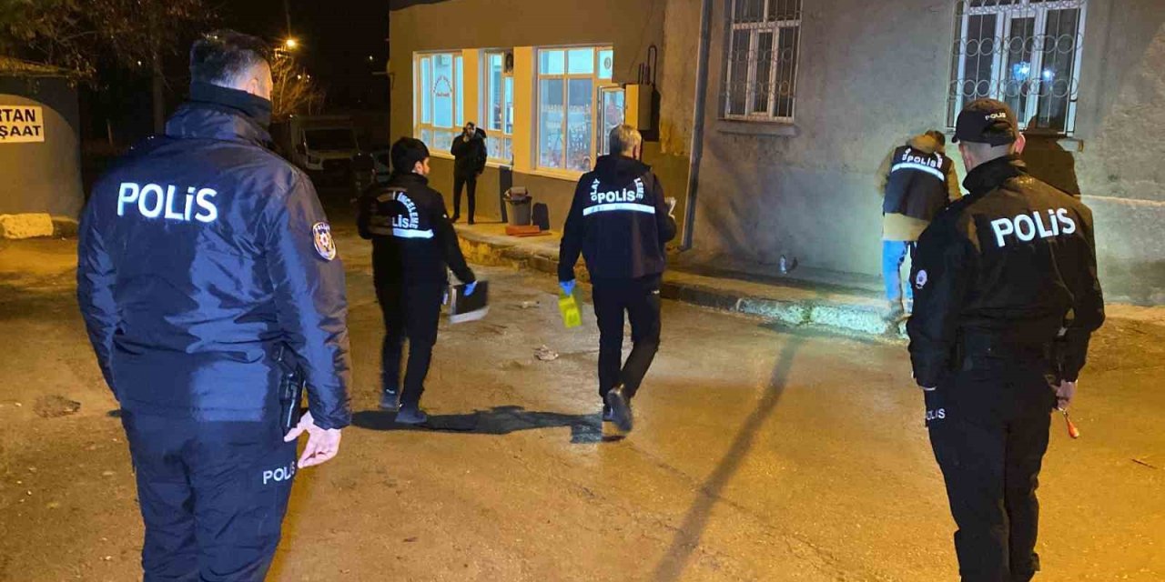 Elazığ’da silahlı ve bıçaklı kavga: 2 kişi yaralandı