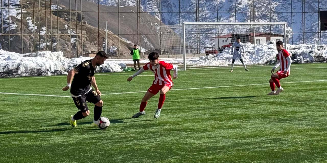 Zap Spor maçın sonlarına doğru coştu: 3-1