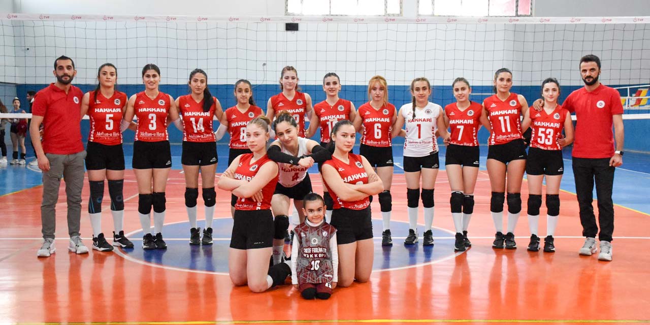 Hakkari SFK Voleybol takımı 1. Lig Play-Off’larında