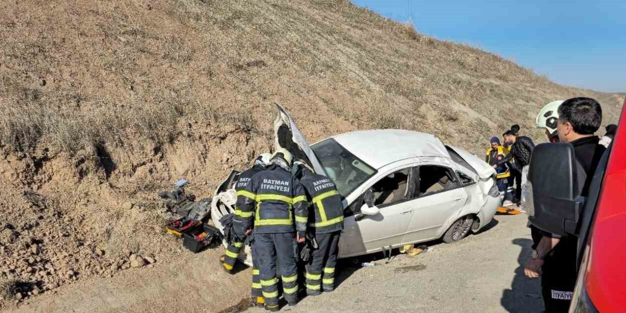 Diyarbakır’da otomobil takla attı: 6 kişi yaralandı