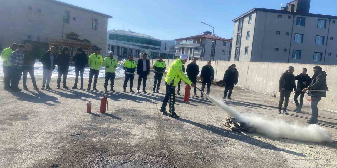 İtfaiyeden polislere 'Yangın Güvenliği Eğitimi'