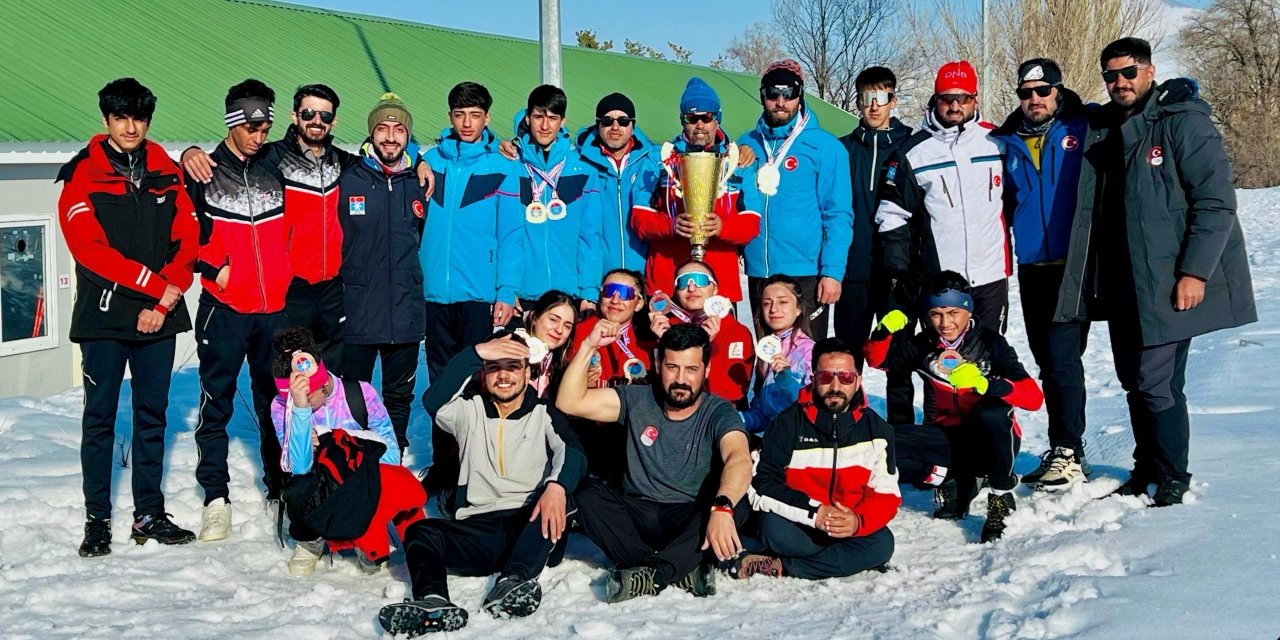 Yüksekova Biathlon Kayak Takımı, Türkiye şampiyonu oldu